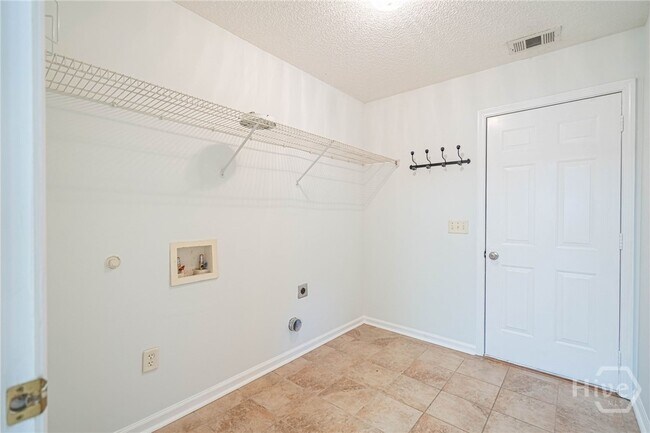 Building Photo - 114 Laurens Ln