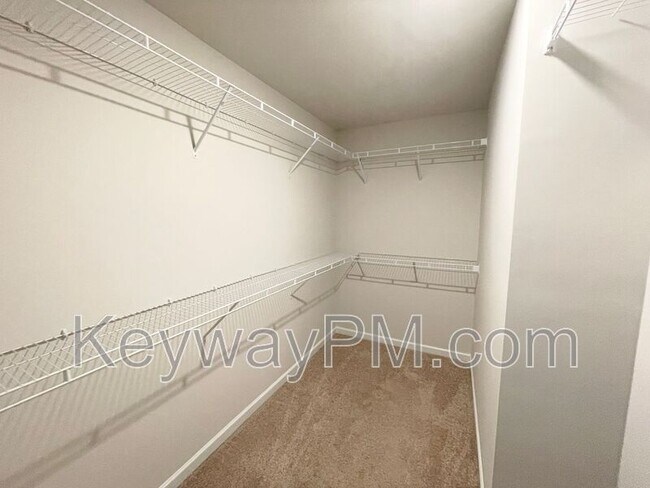 Building Photo - 4136 Thimbleberry Dr
