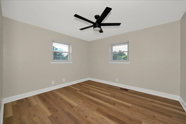 Building Photo - 1208 Spruce St