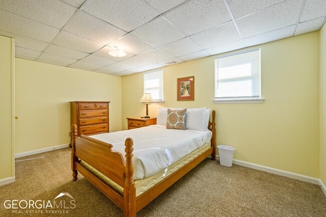 Building Photo - 9577 Winding Way Ln