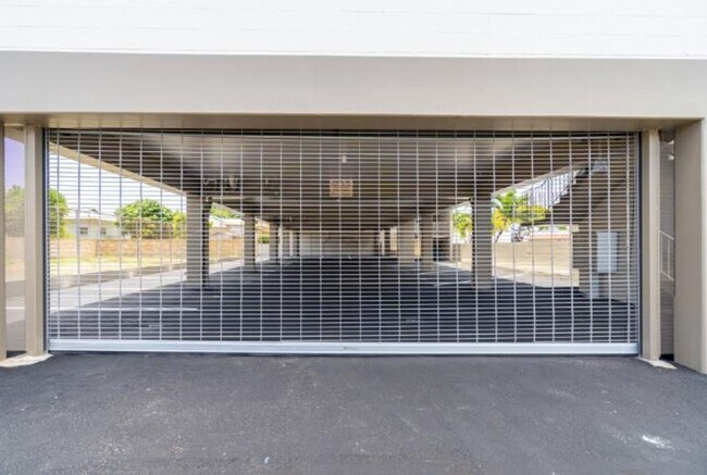Building Photo - 3215 Hoolulu Street-#2