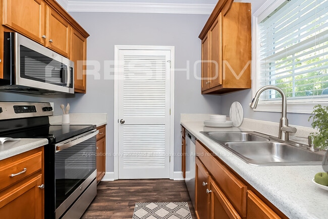 Building Photo - 107 Newport Cove Ct