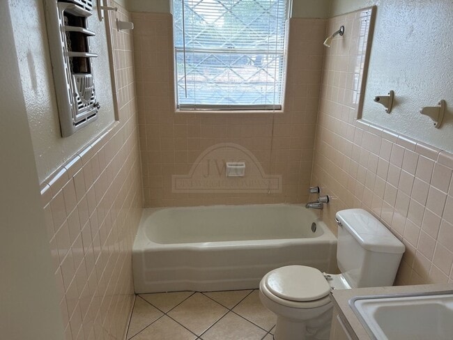 Building Photo - 804 Jefferies Ave, Killeen