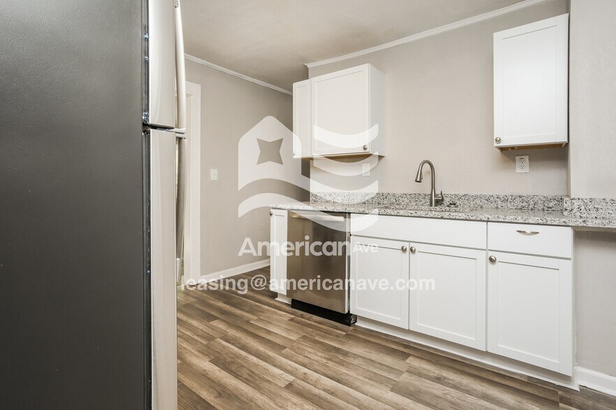 Building Photo - 4200 Benton Blvd