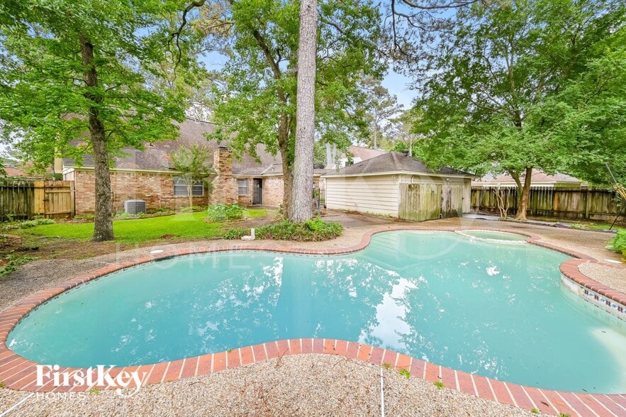 Building Photo - 3806 Fairvalley Dr