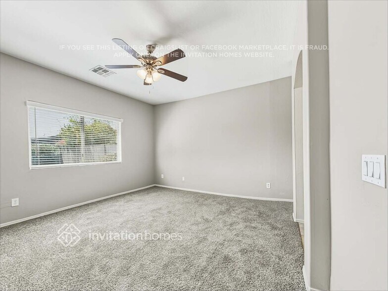 Building Photo - 1608 S 79th Ln