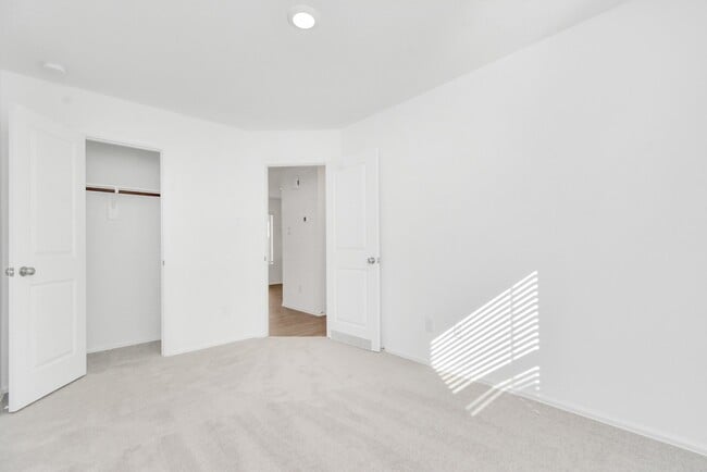 Building Photo - 26726 Paloma Blanca Dr