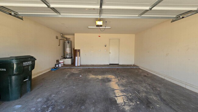 Building Photo - Lots of sq ft for the money! New paint!
