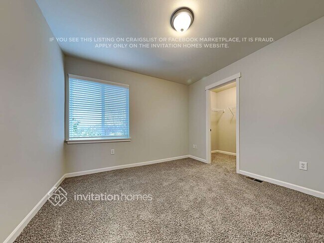 Building Photo - 3727 Santis Loop SE