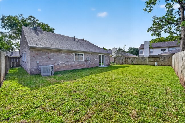 Building Photo - 3238 E Rangecrest Pl