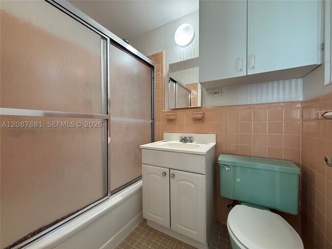 Building Photo - 10178 Collins Ave