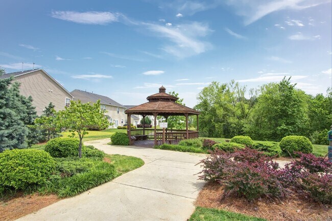 Building Photo - 412 Cline Falls Dr