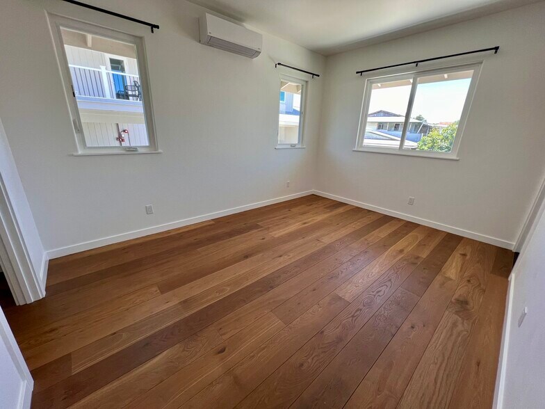 Building Photo - 1739 Lanakila Ave