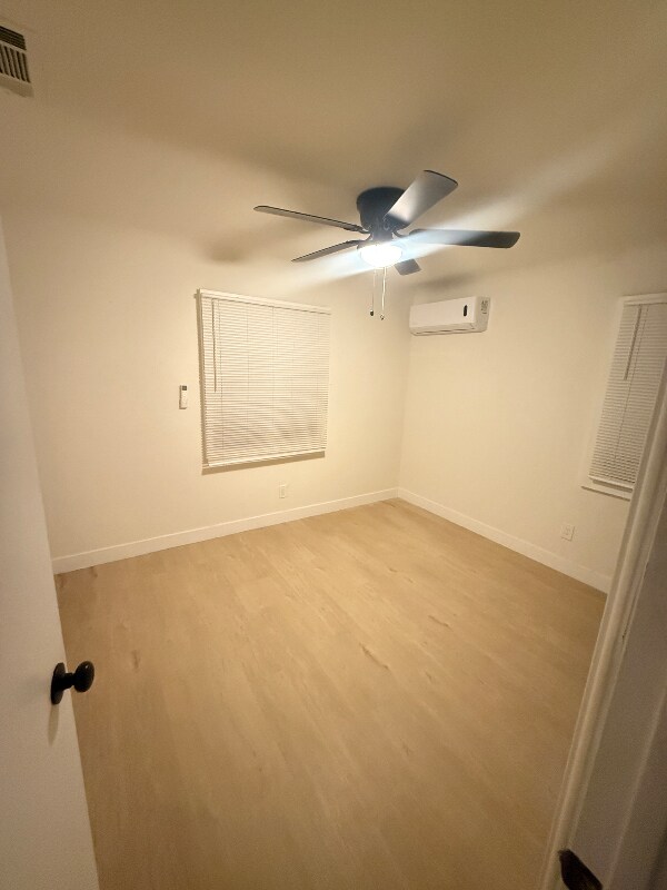 Building Photo - 2077 Belle St