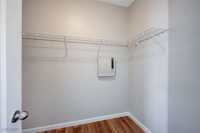 Building Photo - 684 Sumatra Pl