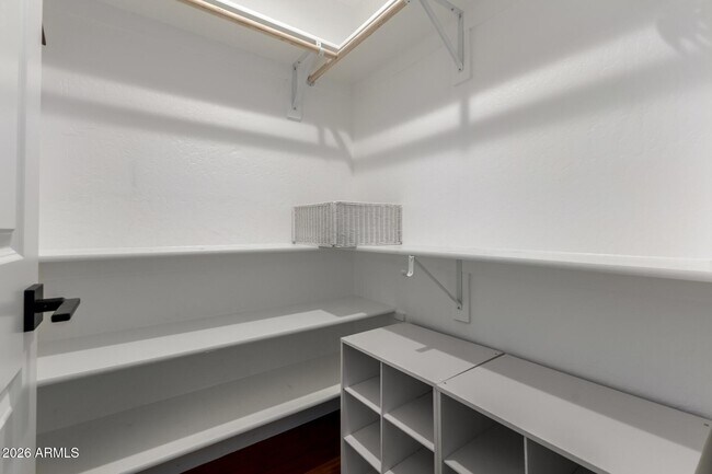 Building Photo - 11401 N 45th Pl