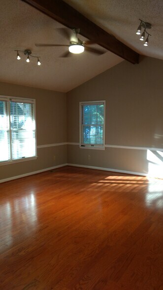 Building Photo - 2410 Basin Drive