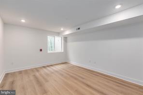 Building Photo - 1222 W Silver St