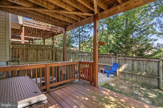 Building Photo - 2940 Huntington Grove Square