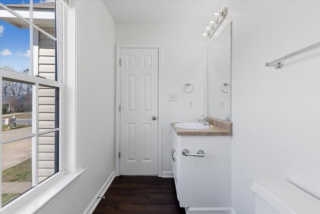 Building Photo - ***Coming Soon!!!***Clayton Townhome for Rent