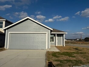 Building Photo - 204 Ottawa Wy