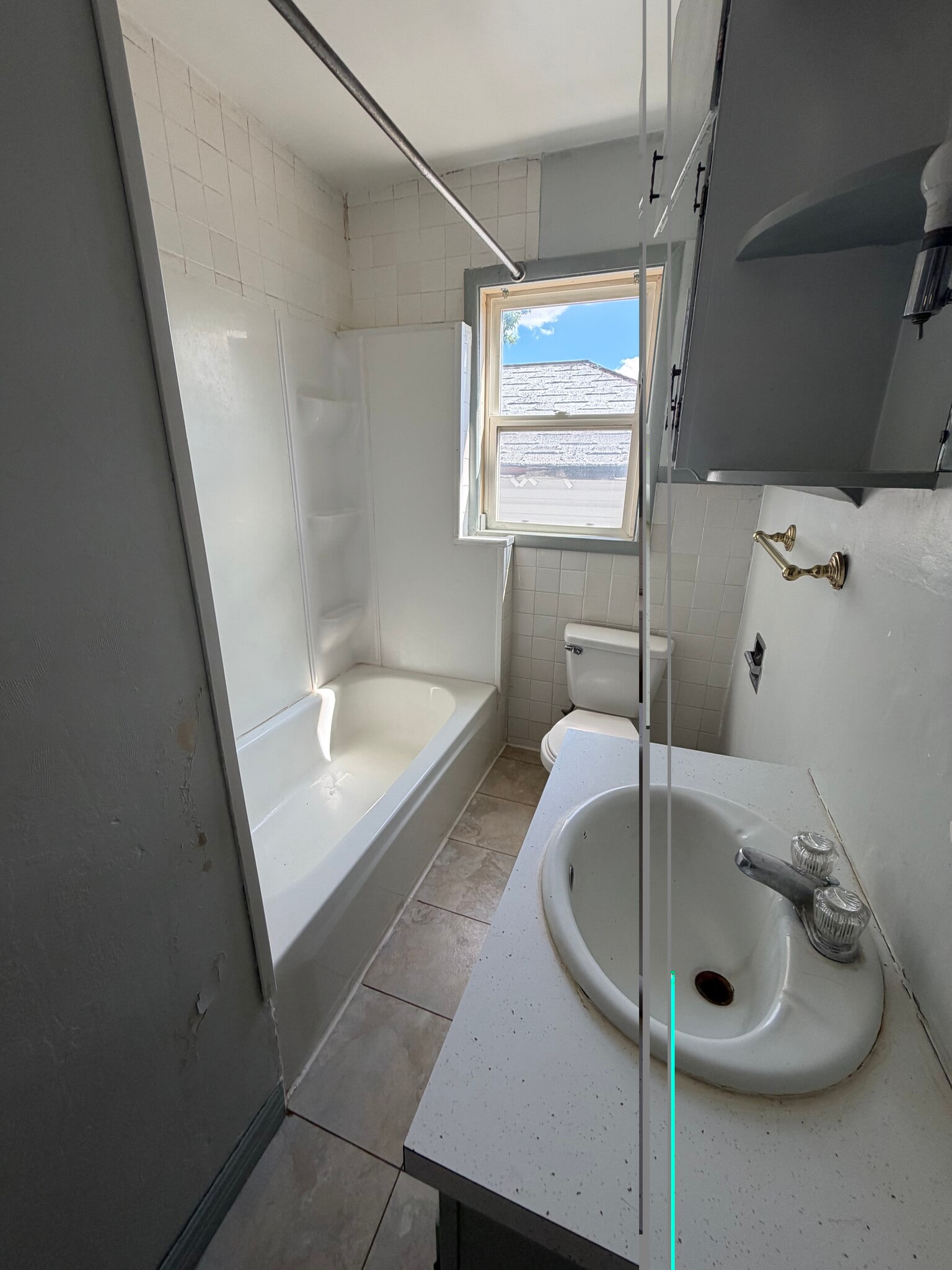 Building Photo - 1213 Nieman St
