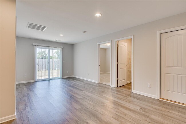 Building Photo - 2158 Catlet Ct