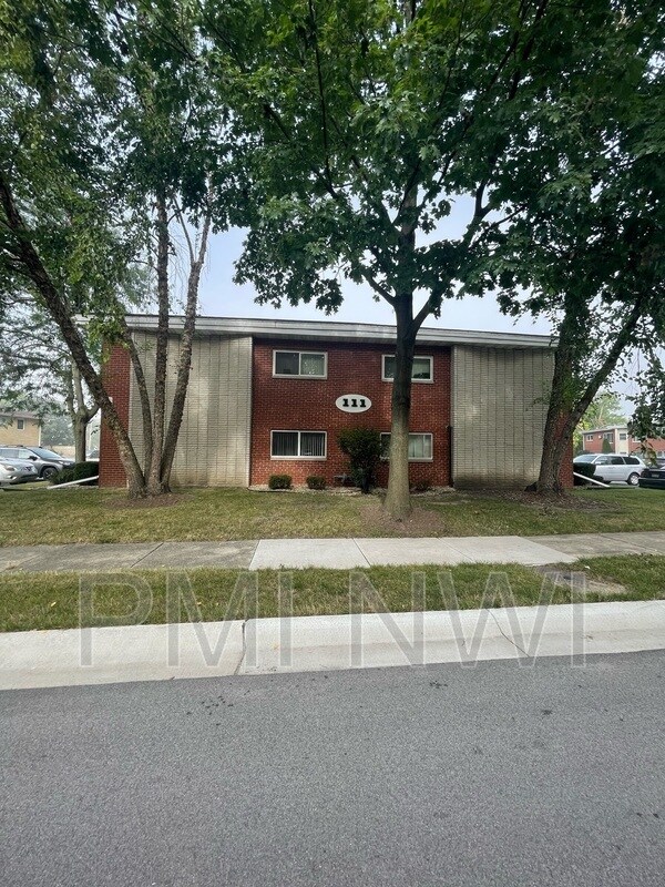 Primary Photo - 111 Harrington Ave
