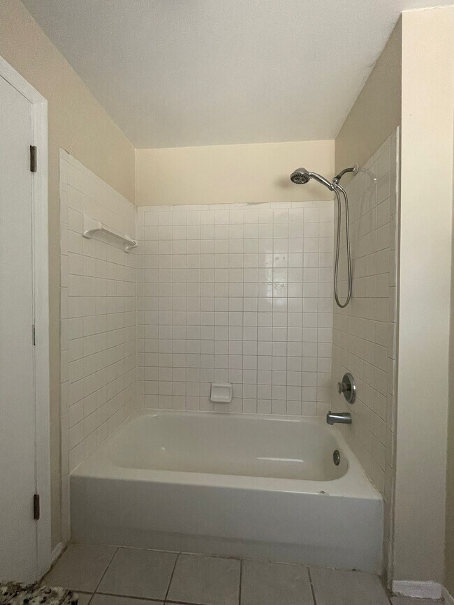 Building Photo - 3519 Benito Juarez Cir