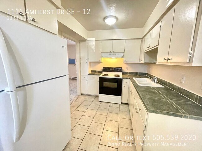 Building Photo - 1111 Amherst Dr SE