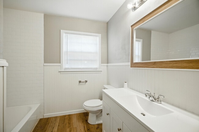 Building Photo - 4208 42nd St