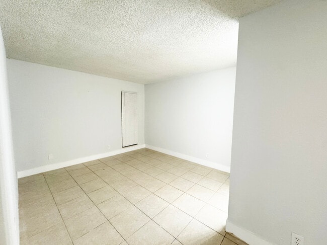 Building Photo - 4501 Treehouse Ln