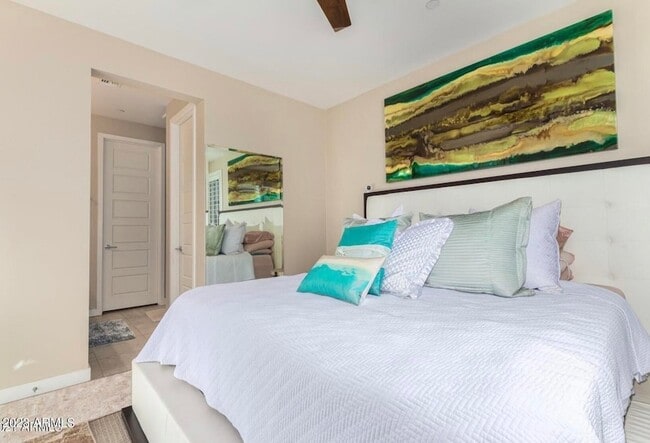 Building Photo - 9001 E San Victor Dr