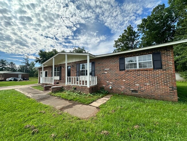 Building Photo - 1224 S Perkins Rd