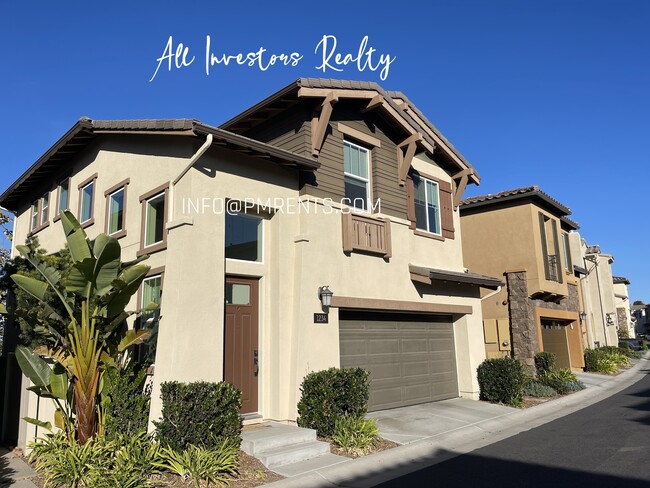 Building Photo - 1234 Via Candelas