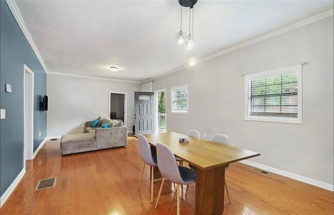 Building Photo - 411 Dorsey Rd