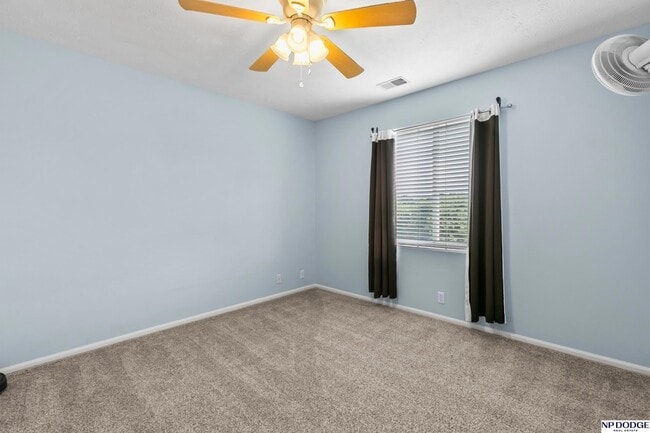 Building Photo - 1104 Valleyview Dr