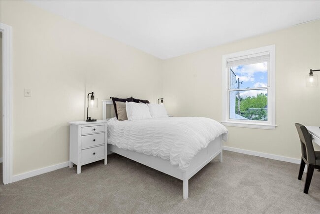 Building Photo - 656 Washington Blvd