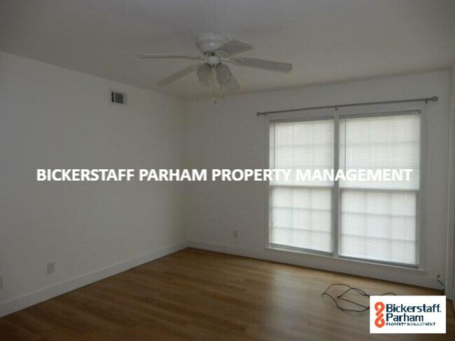 Building Photo - Luxury, Location, and Convenience. Near Heath Park!!