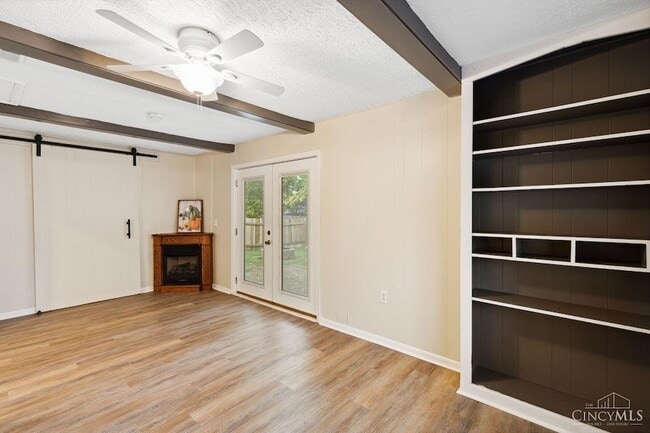 Building Photo - 1420 Broadview Ct