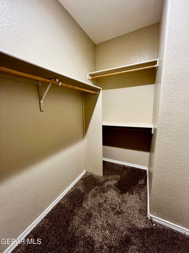 Building Photo - 14756 Boer Trail