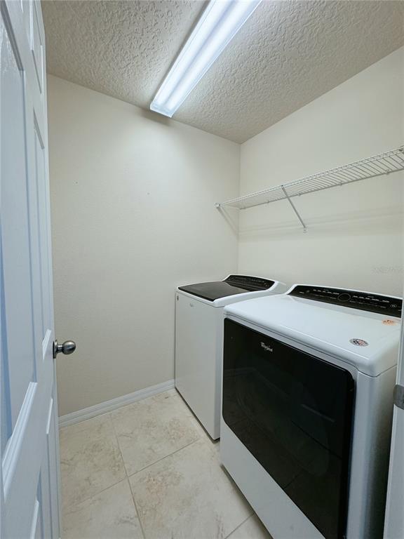 Building Photo - 2428 Chateau Lp
