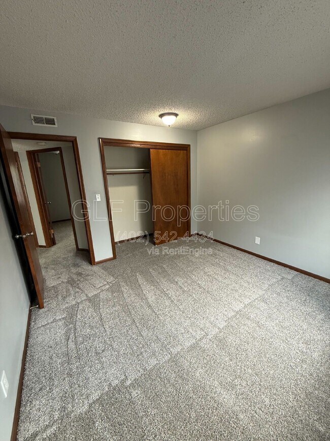 Building Photo - 46 Bradford St