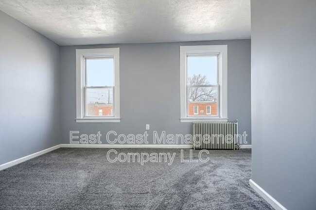 Building Photo - 3213 Elmley Ave