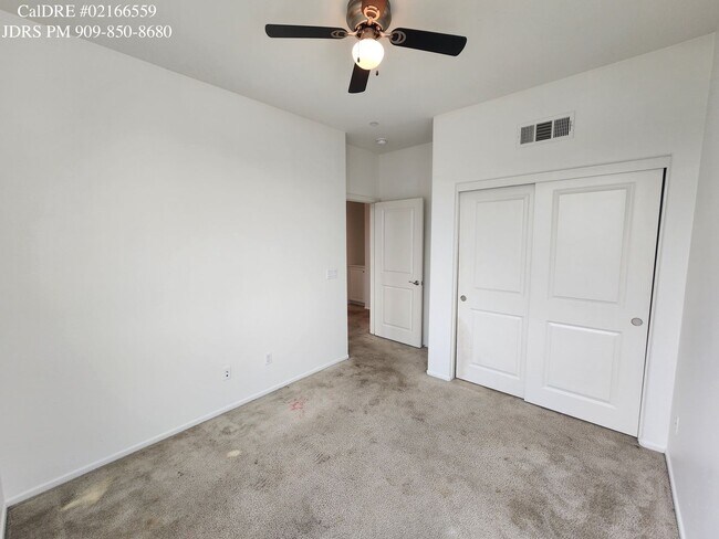 Building Photo - PRICE LOWERED! Upland 3 Bedroom Condo