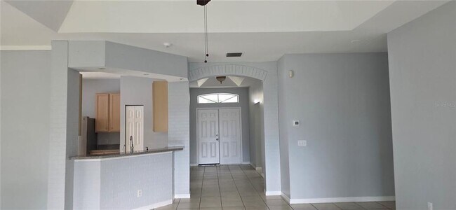 Building Photo - 1305 Lakehurst Way