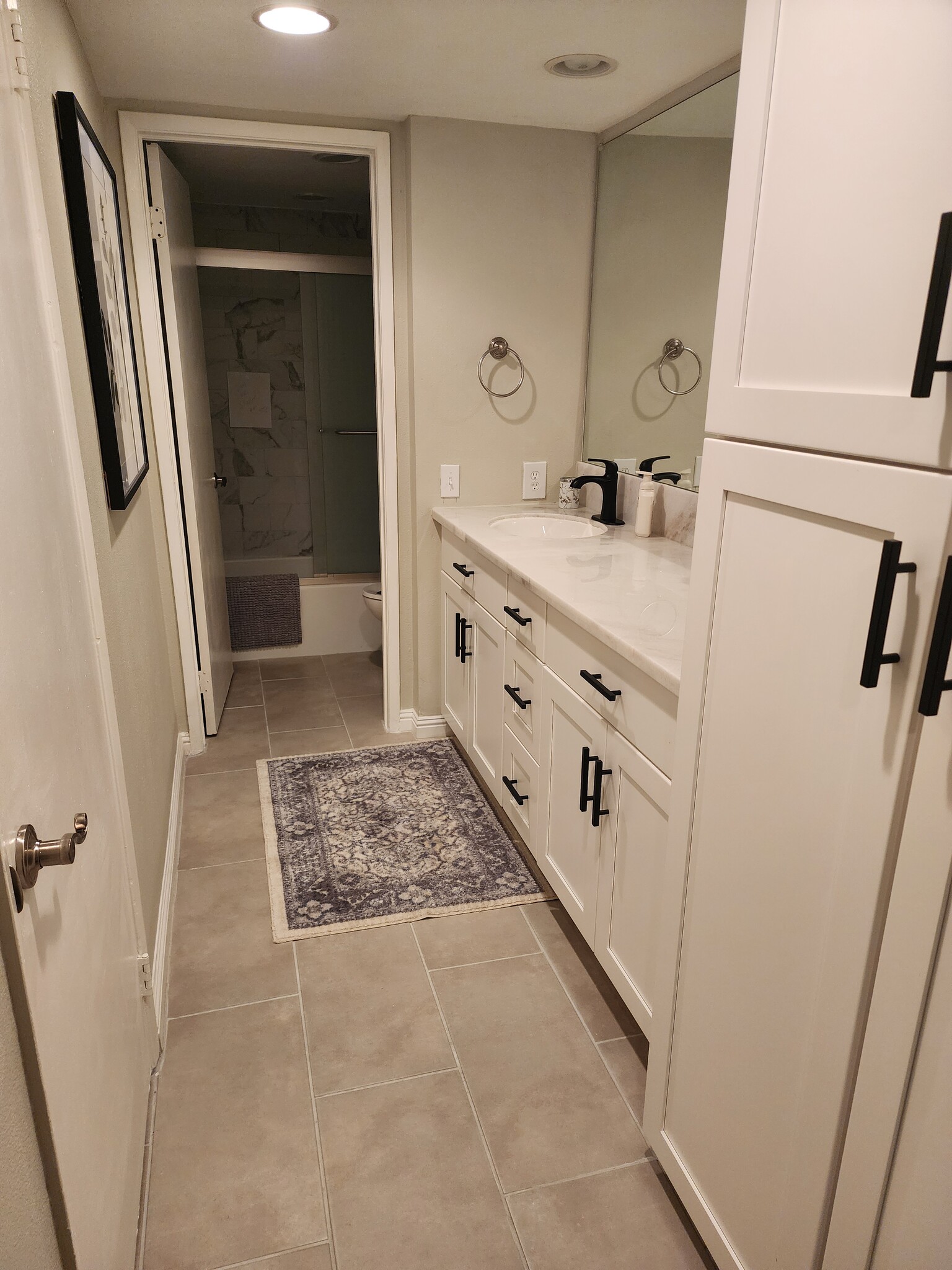 Building Photo - 1050 E Ramon Rd