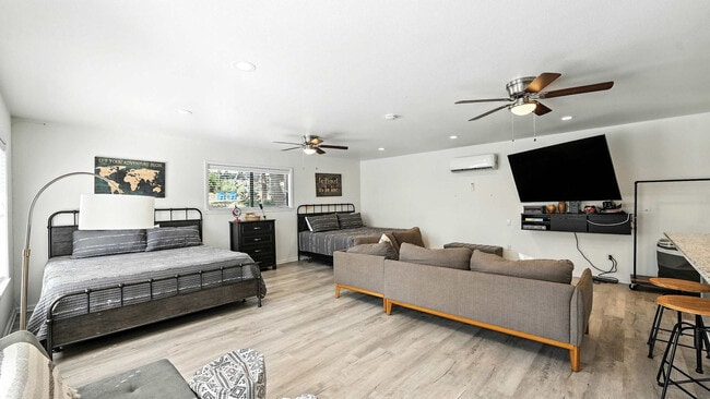 Building Photo - 1240 Canyon Springs Dr