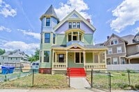 Building Photo - 205 St James Ave
