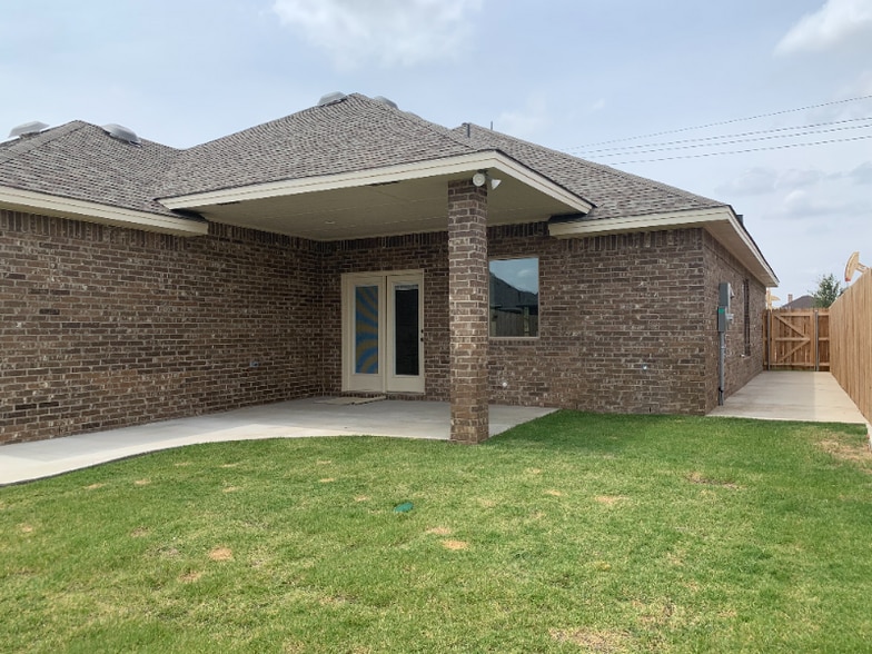 Building Photo - 1308 Solomon Ln